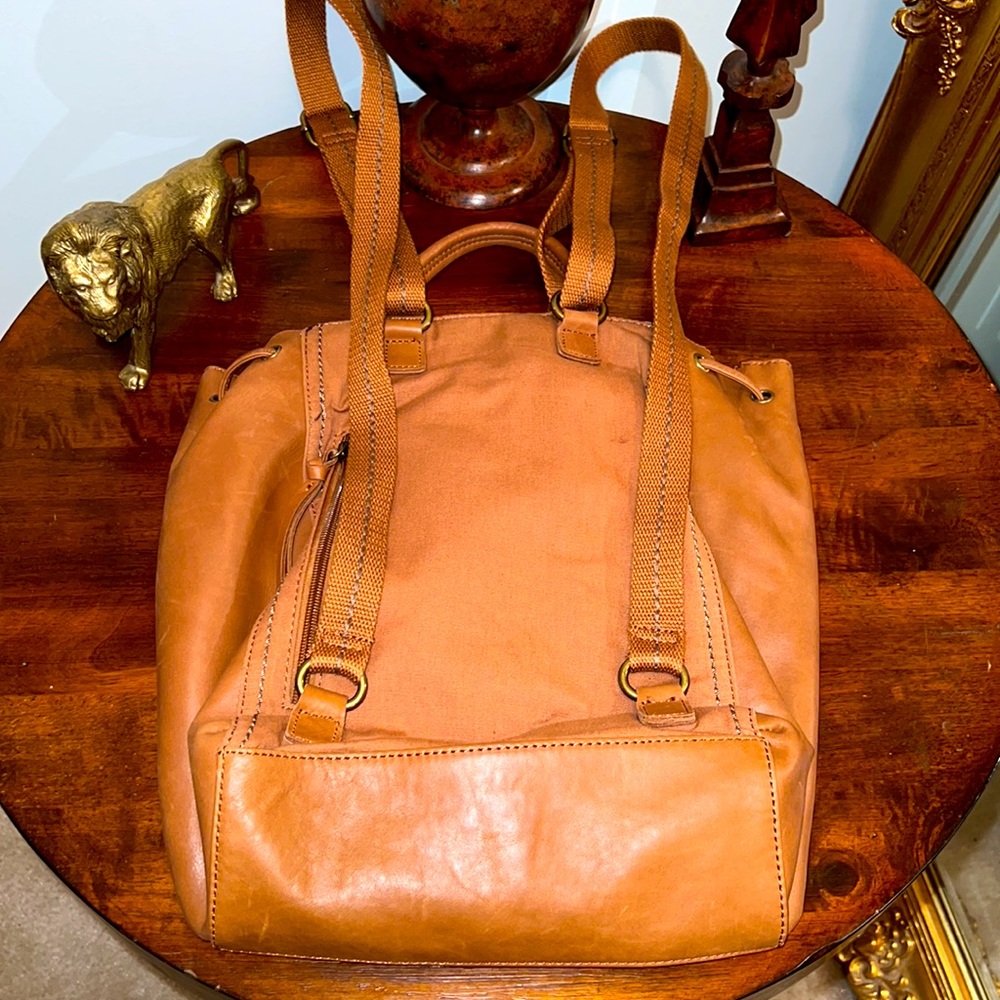 The Sak Avalon Women’s Tan Brown Leather/Cotton Patchwork Flap Backpack 15X12X6 - Picture 2 of 5